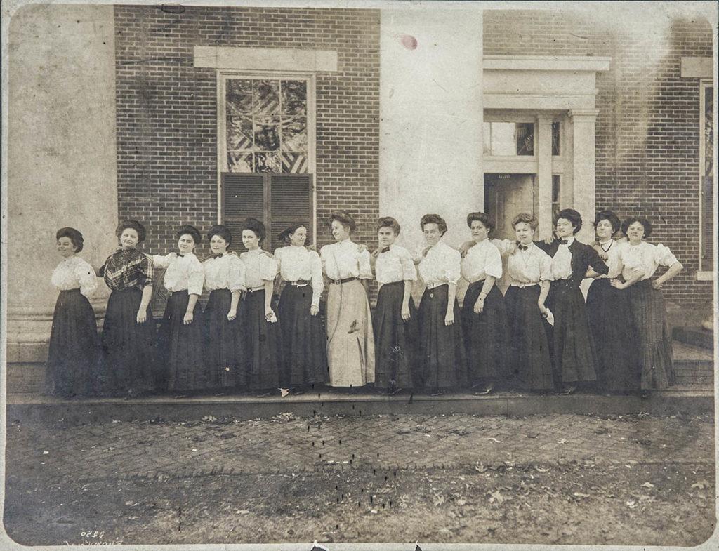 雅典女子学院历史照片